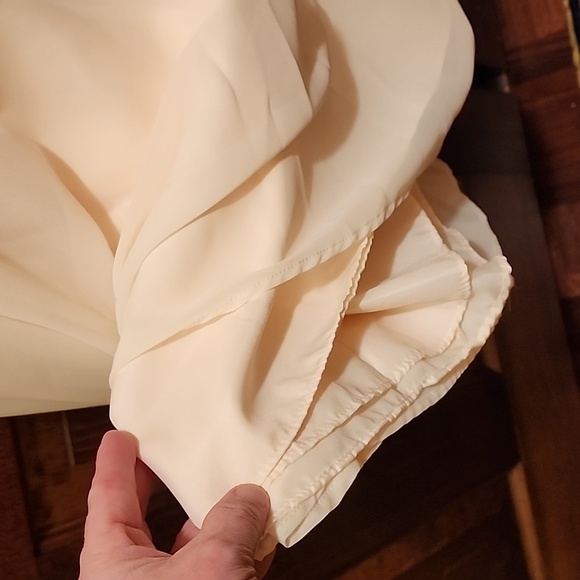 STUNNING PALE YELLOW DRESS SIZE 8 - Picture 5 of 8